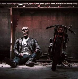 Meet your Posher, Edward